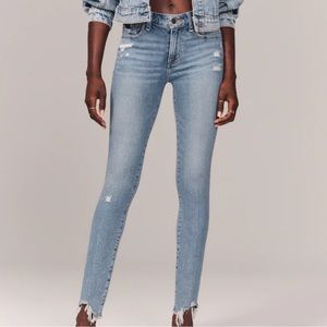 Abercrombie & Fitch Super Skinny Ankle Jeans